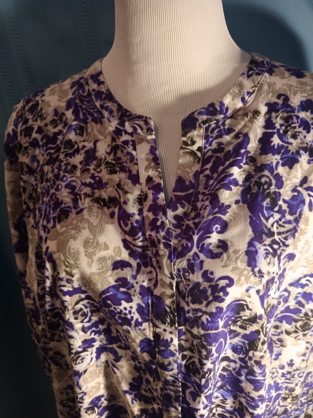 Deep Purple Roses Talbots Blouse - Picture 2 of 4